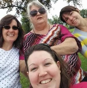 Meet your Posher, Tina